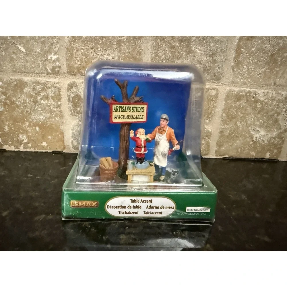 Lemax 2011 Painting Wooden Santas Christmas Village 9203811 Artisan's Studio NEW